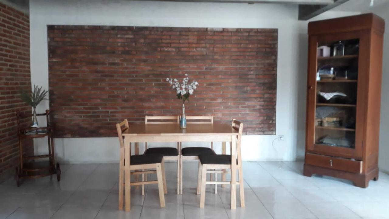 Brb Guesthouse Banyuwangi  Ngoại thất bức ảnh