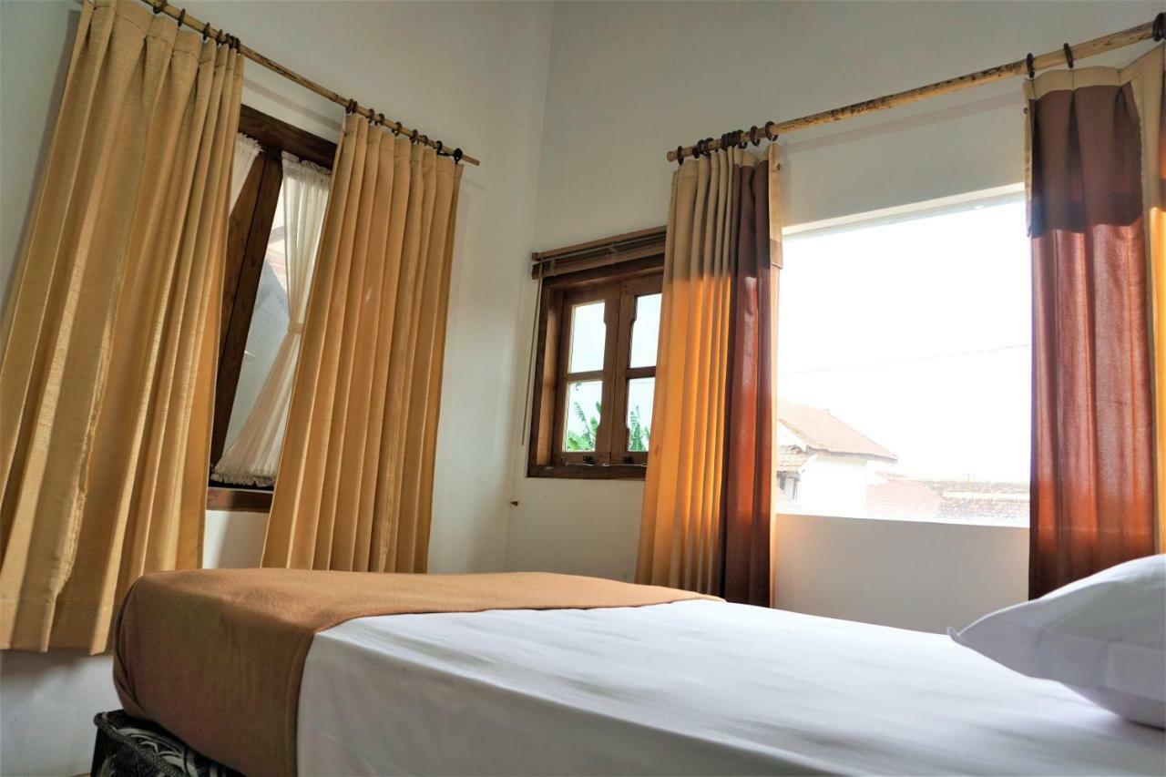 Brb Guesthouse Banyuwangi  Ngoại thất bức ảnh