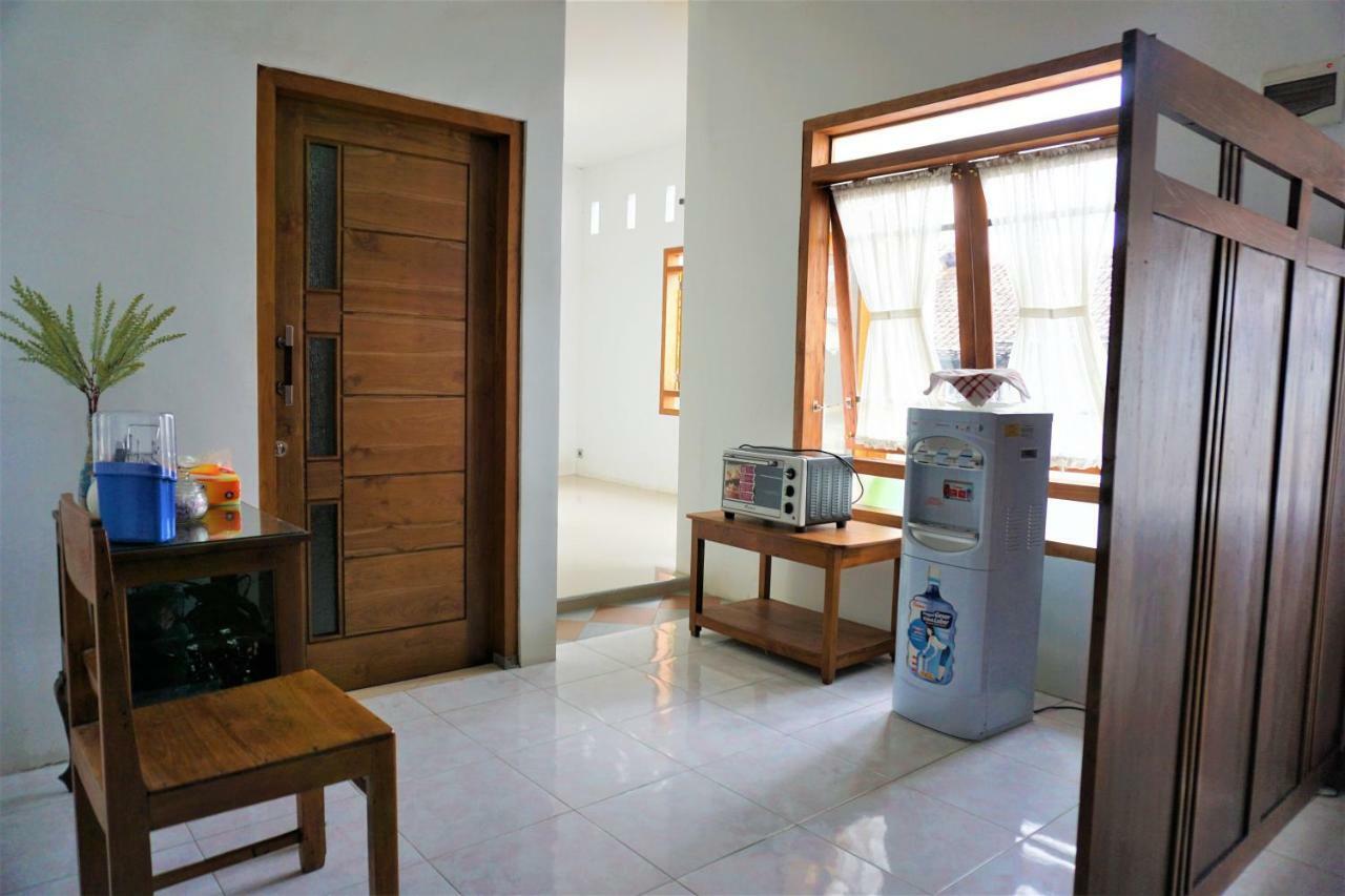 Brb Guesthouse Banyuwangi  Ngoại thất bức ảnh